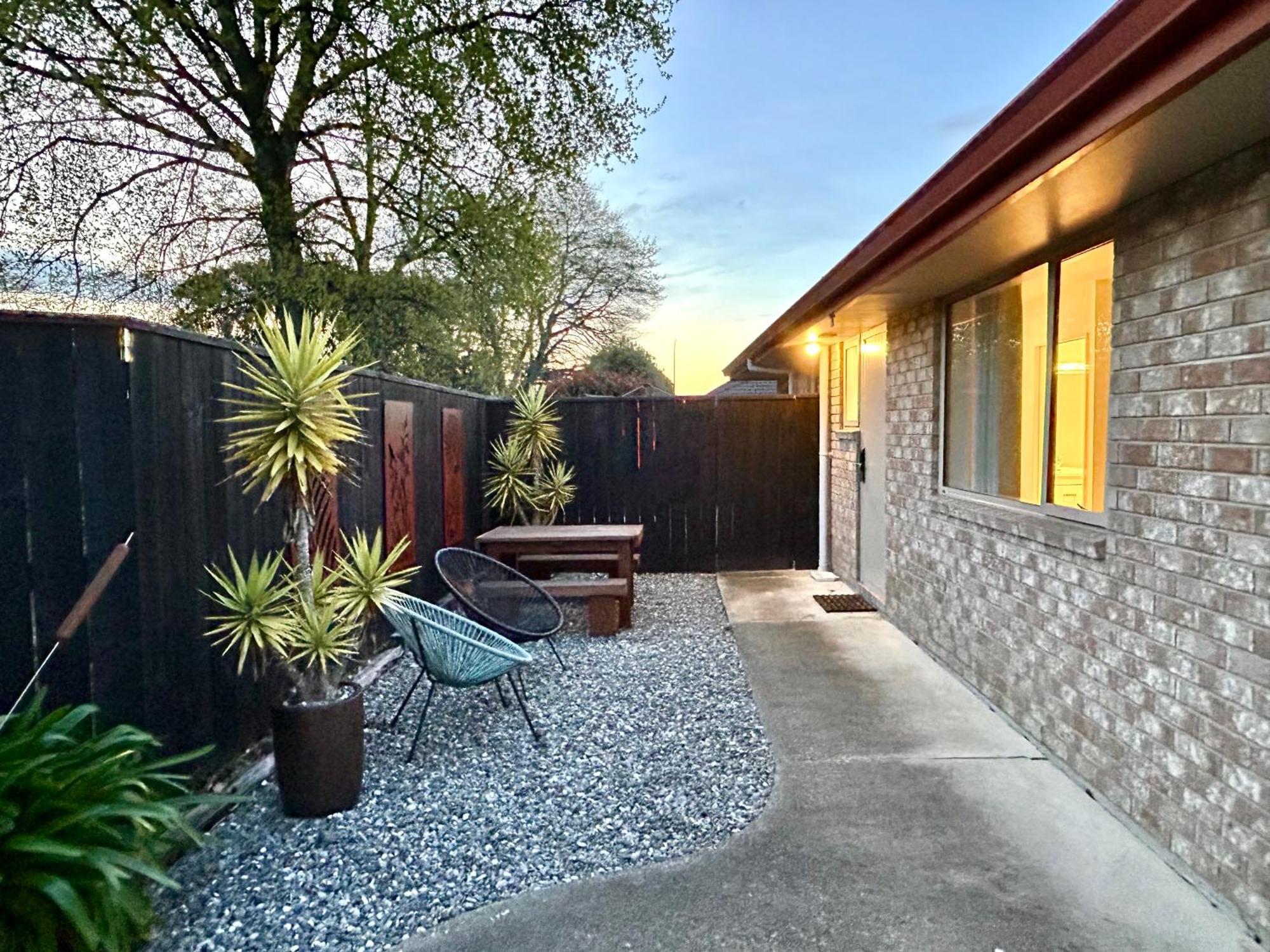 Stylish Self Contained Private Studio Ричмънт Екстериор снимка